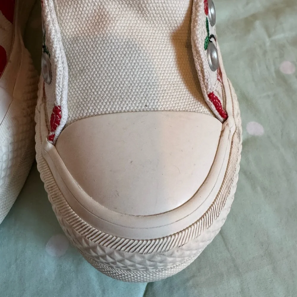 Converse High Tops Cherry Womens Size 5